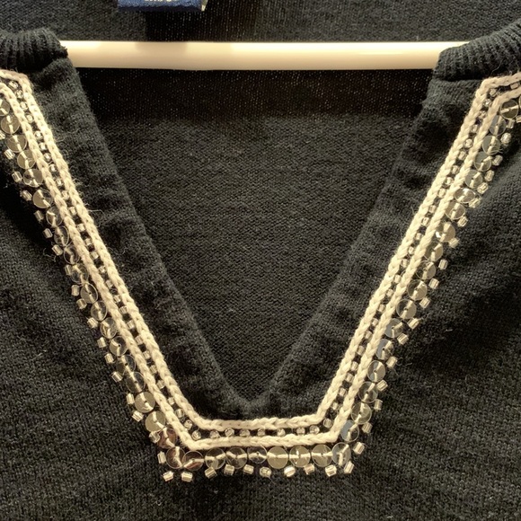 Jones Wear Sport Soft Top with Sequins - Picture 2 of 5